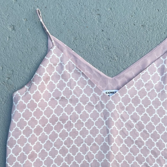 Express Pink & White Dressy Tank Top Size Large - Picture 3 of 5